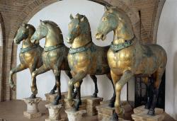 Présence des chevaux de Venise à Paris, de 1798 à 1815