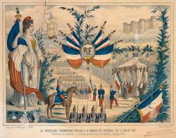 Marianne (la République) qui préside à la cérémonie en arbore le drapeau tricolore et l’épée, mais son bonnet phrygien orné d’une cocarde tricolore constitue un signe plus frappant pour les contemporains.