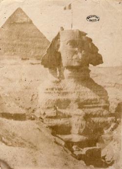 Sphinx de Gizeh avec le drapeau français 