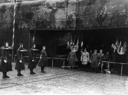 LE ROI DE GRANDE-BRETAGNE GEORGES VI VISITE LES FORTIFICATIONS DE LA LIGNE MAGINOT.