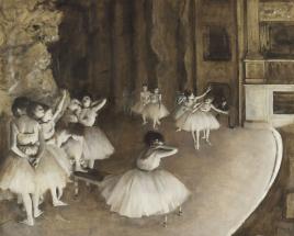 Répétition d'un ballet sur la scène