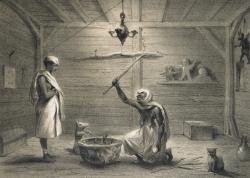 Dans une large pièce, une femme âgée initiée à un culte africain ou, plus vraisemblablement, à un culte syncrétique, effectue des conjurations. 