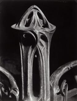 grille de l'entrée du métro de Paris