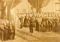 Le duc de Padoue avait orchestré la cérémonie et s’était dépensé sans compter pour faire imprimer et diffuser massivement des biographies retraçant les grandes étapes de la vie du fils de Napoléon III.