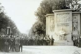 Monuments aux morts et commémorations