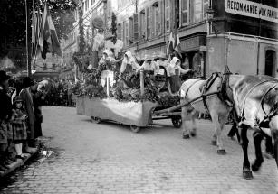 Fête du vin à Beaune. 18 octobre 1925.