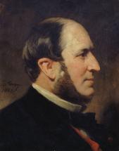 portrait d'un homme de profil portant le collier