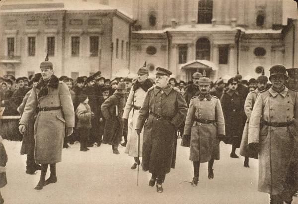La délégation allemande à son arrivée à Brest-Litovsk