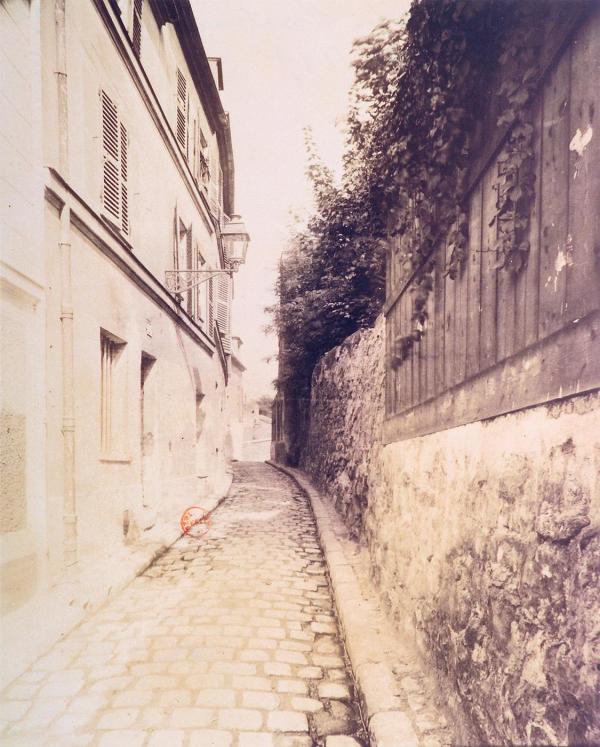 Montmartre : rue Cortot