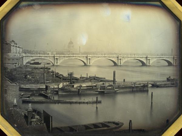 Pont sur la Tamise à Londres